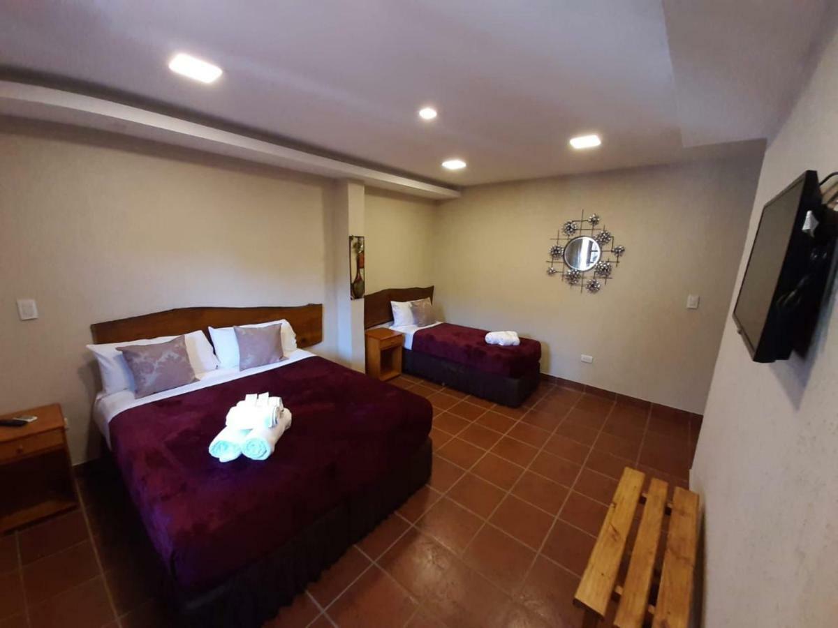 Ambay Suites & Dorms Puerto Iguazu Exterior photo